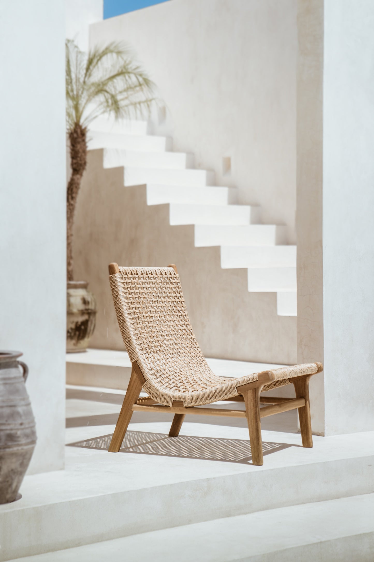 Poltrona Kala in teak per interni ed esterni