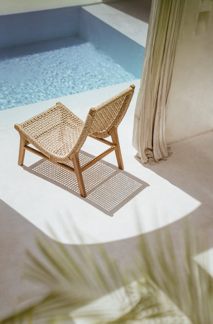 Poltrona Kala in teak per interni ed esterni