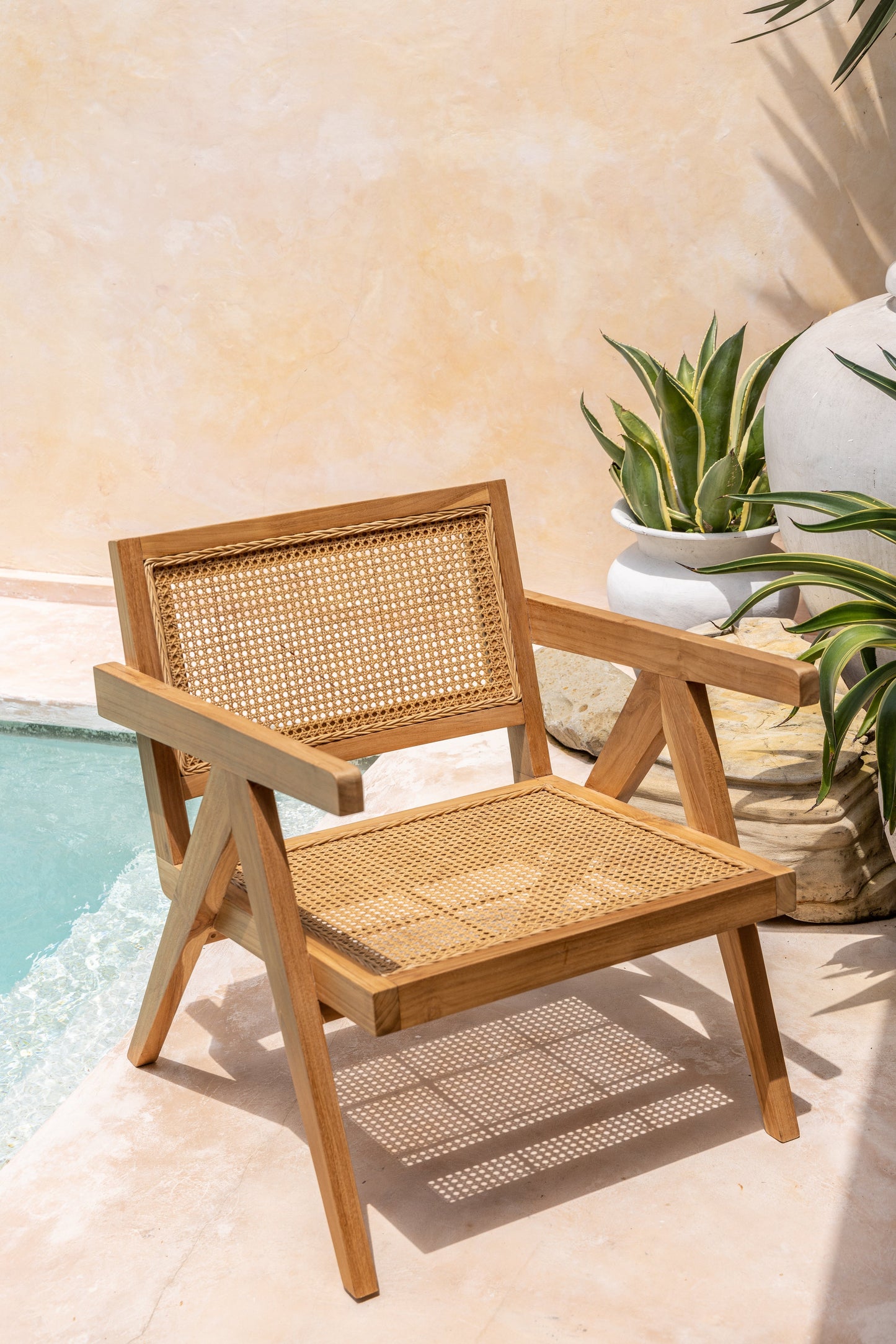 Poltrona lounge Asya in teak e rattan