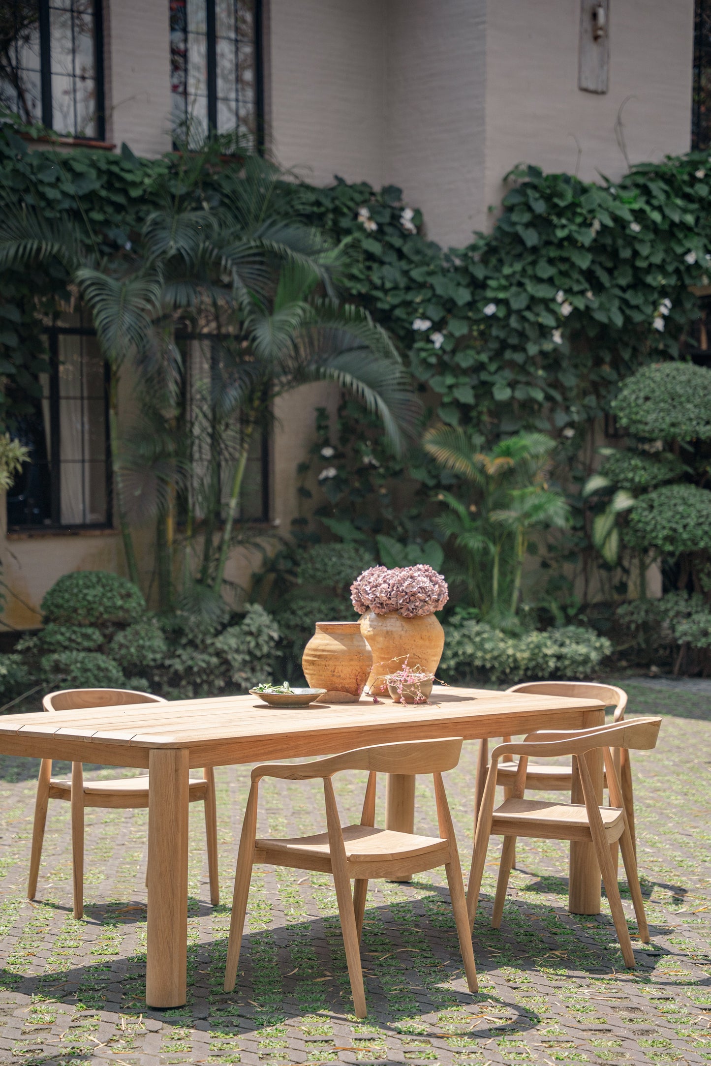 Tavolo da pranzo in teak per esterni Nala
