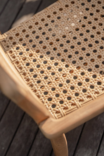 Sedia da pranzo impilabile in teak per interni ed esterni Taman