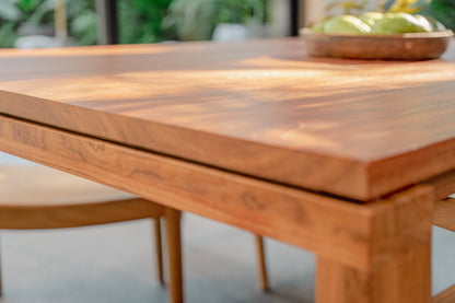 Tavolo da pranzo rettangolare in teak Hara