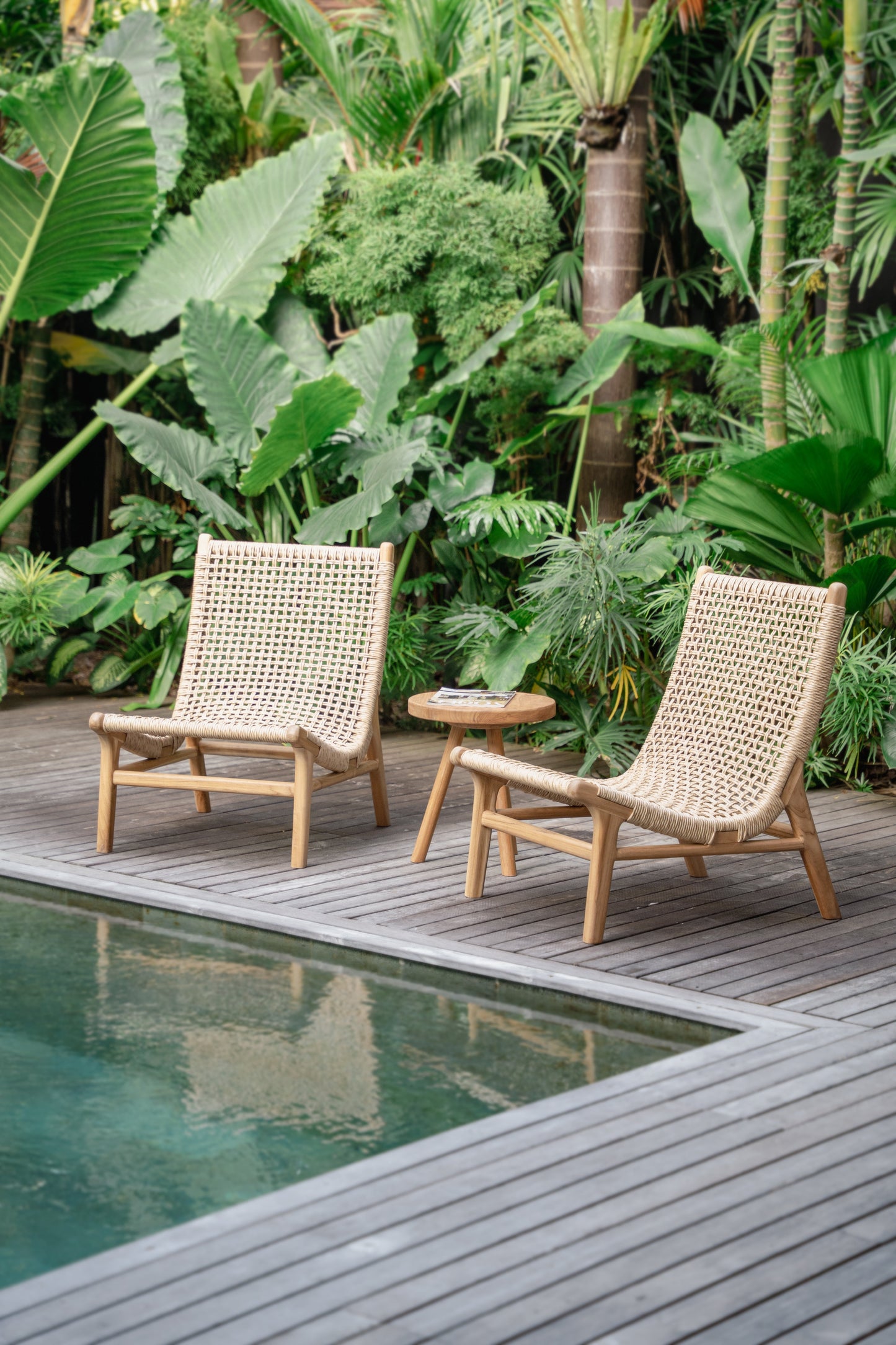 Poltrona Kala in teak per interni ed esterni