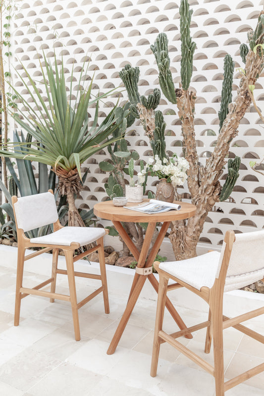 Sgabello da bar Lily Tight in rattan intrecciato e teak