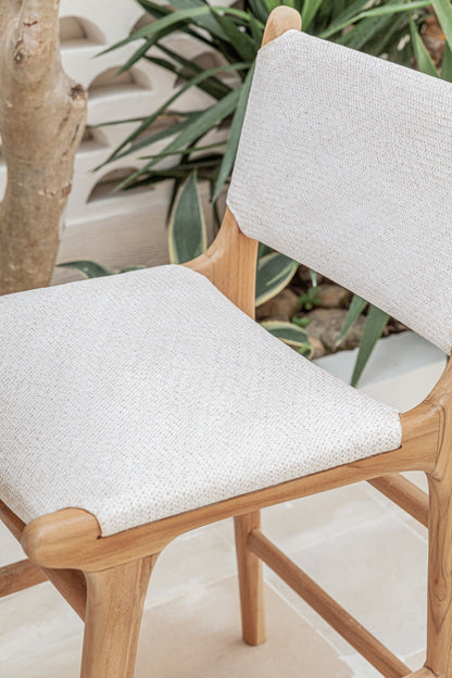 Sgabello da bar Lily Tight in rattan intrecciato e teak