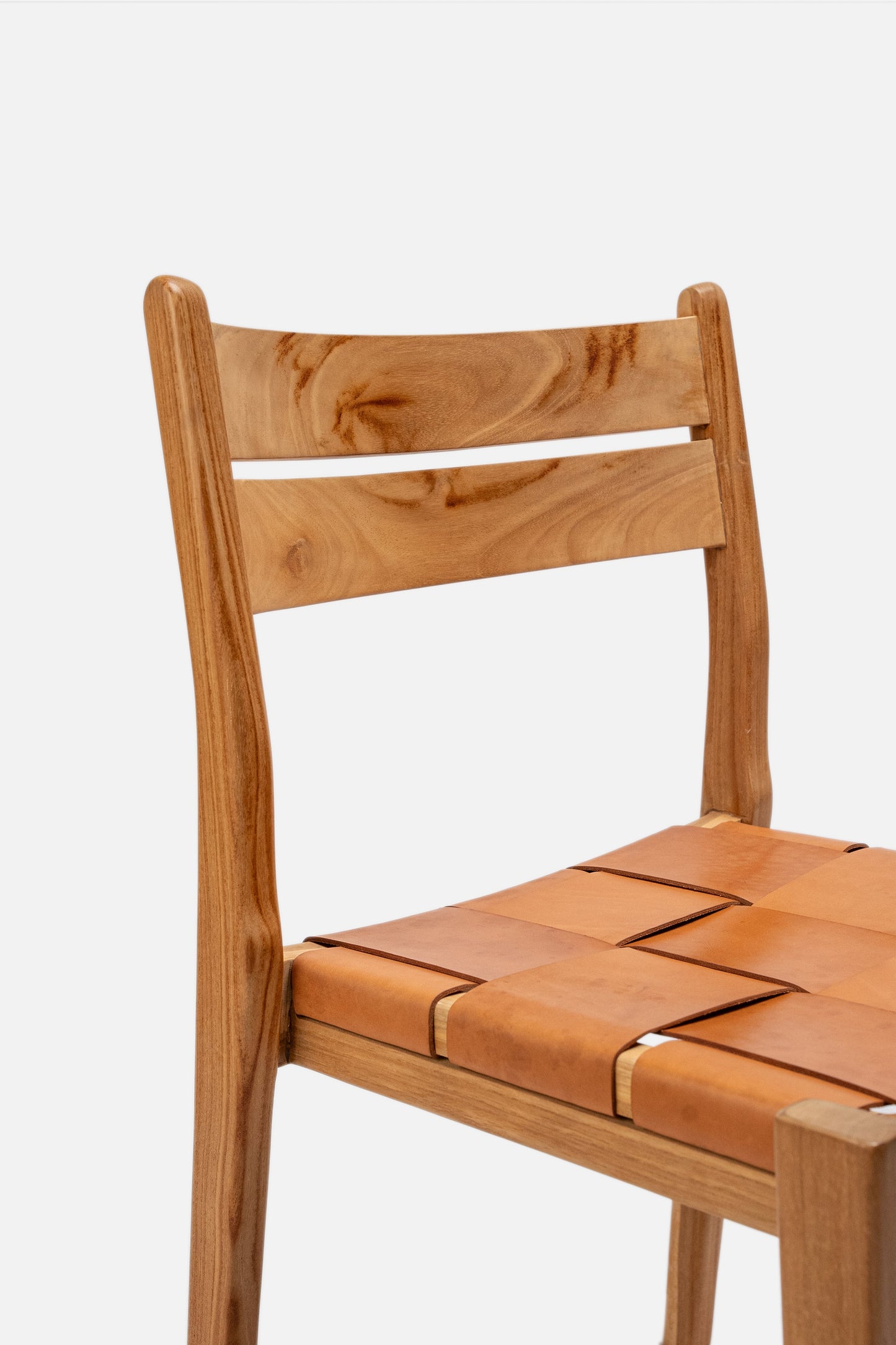 Sedia da pranzo Camelia in teak e pelle