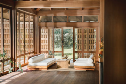 Divano letto da giorno in teak per interni ed esterni Inara