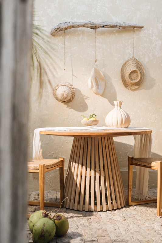 Tavolo da pranzo rotondo in teak riciclato Jasmine