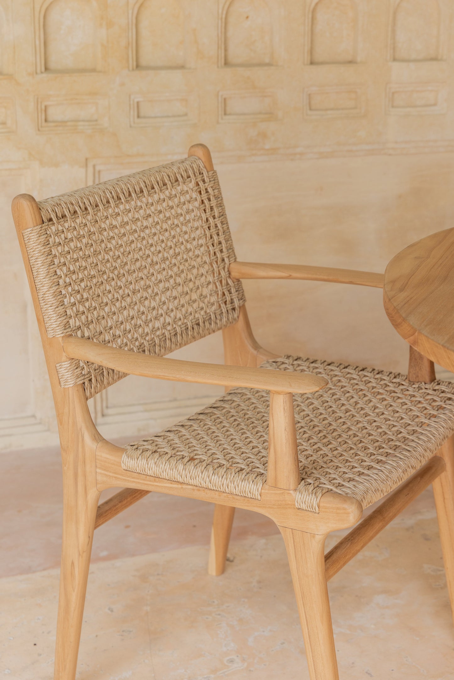 Sedia da pranzo in teak per interni ed esterni Lisna